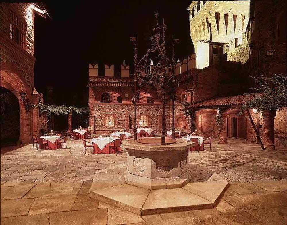Castello Di Pavone Pavone Canavese Exterior foto